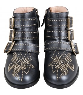 Black boots for girl with studs