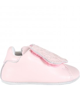 Scarpe rosa per neonata