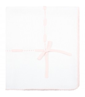 Coperta bianca per neonata con fiocco rosa