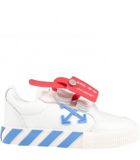 Sneakers bianche per bambino con frecce azzurre