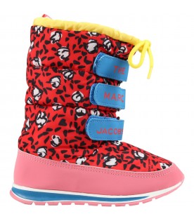 Red snow boots for girl