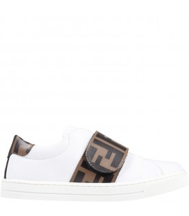 White sneakers for kids with iconic brown pattern