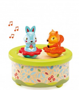 Multicolor magnetic-carillon for kids with rabbit and squirrel