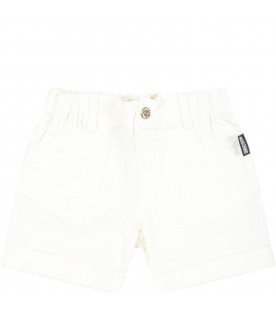 White bermuda shorts for baby boy with logo patch