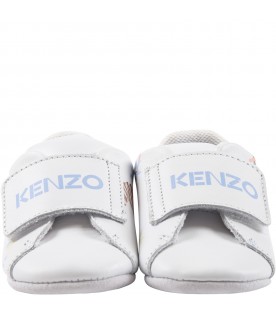 White sneakers for baby boy with animals and logo
