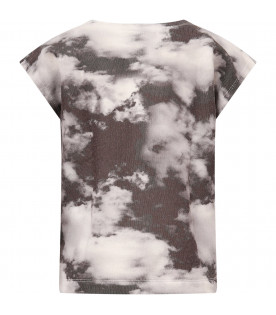 T-shirt nera con nuvole grigie